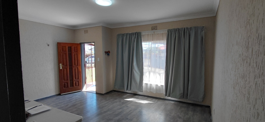 To Let 3 Bedroom Property for Rent in Noycedale Gauteng