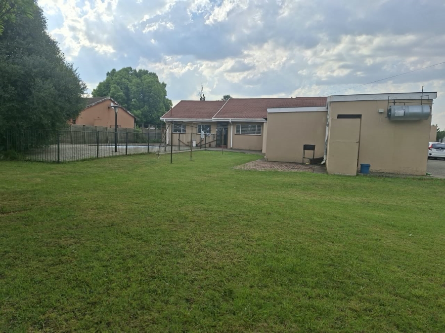 7 Bedroom Property for Sale in Bedworth Park Gauteng