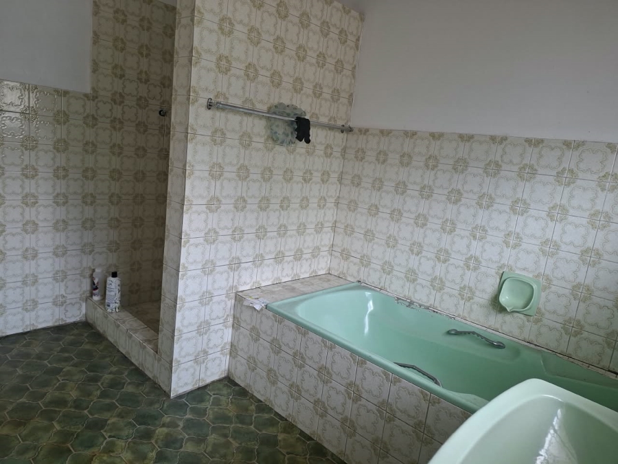 7 Bedroom Property for Sale in Bedworth Park Gauteng