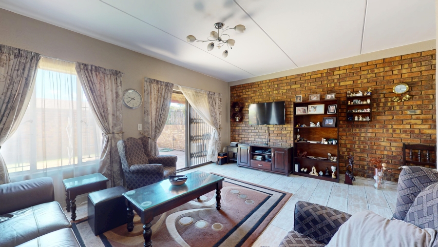 3 Bedroom Property for Sale in Bartlett Gauteng