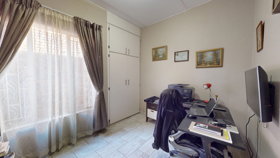 3 Bedroom Property for Sale in Bartlett Gauteng