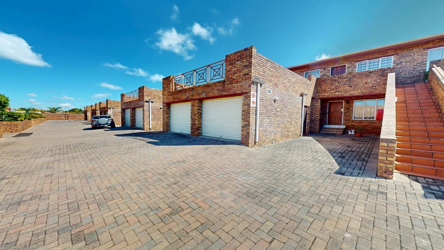 3 Bedroom Property for Sale in Bartlett Gauteng