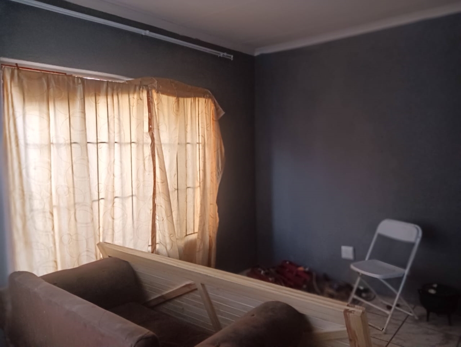 2 Bedroom Property for Sale in Olievenhoutbosch Gauteng