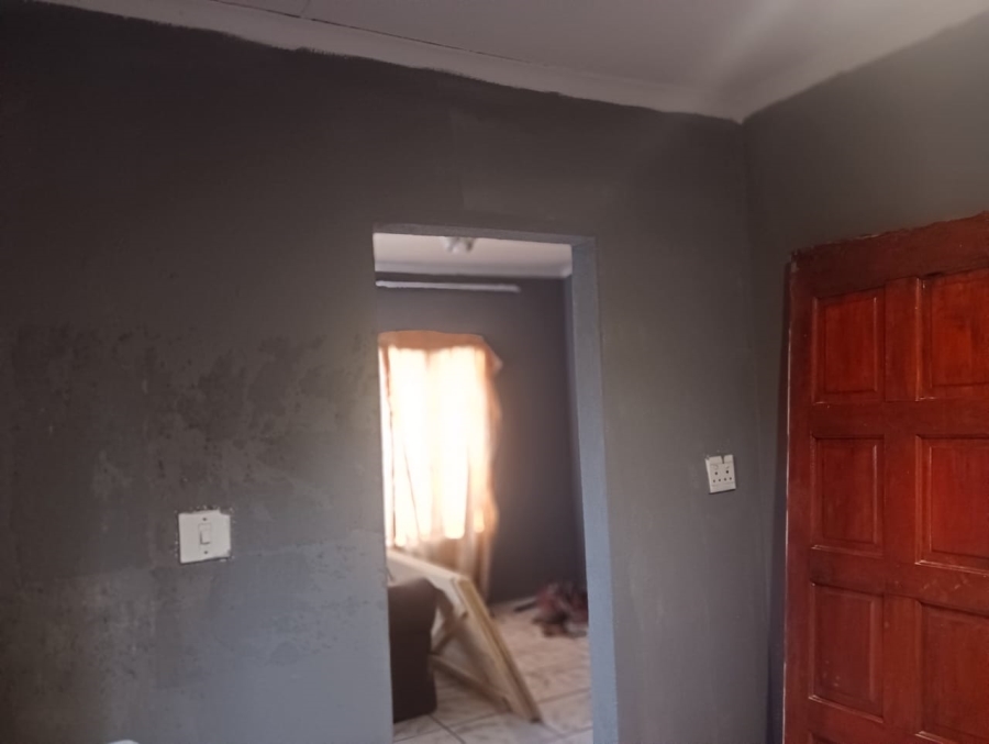2 Bedroom Property for Sale in Olievenhoutbosch Gauteng