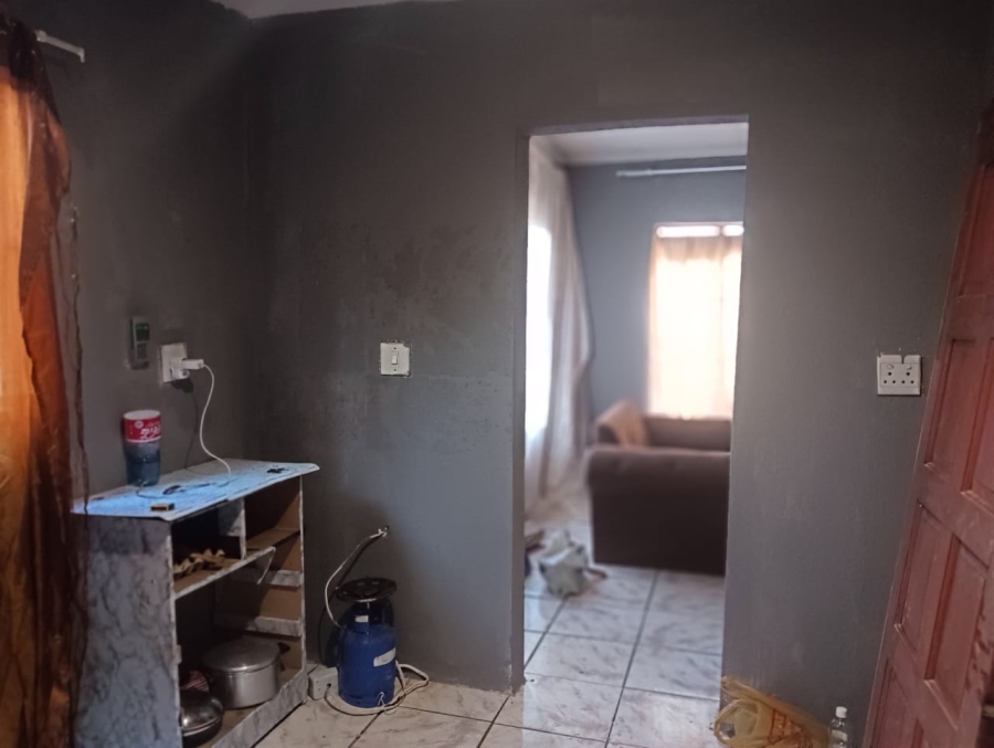 2 Bedroom Property for Sale in Olievenhoutbosch Gauteng