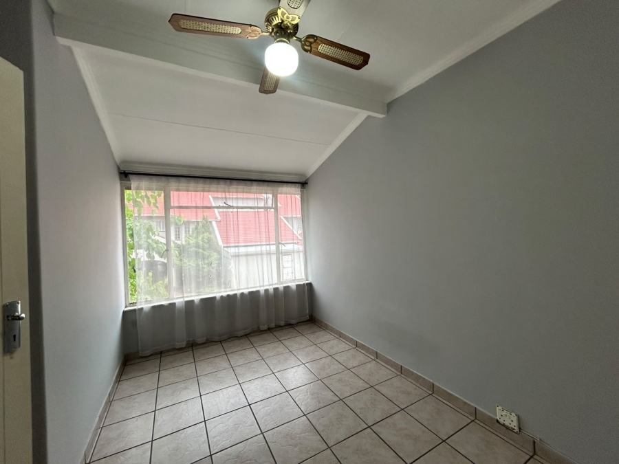 2 Bedroom Property for Sale in Three Rivers Gauteng