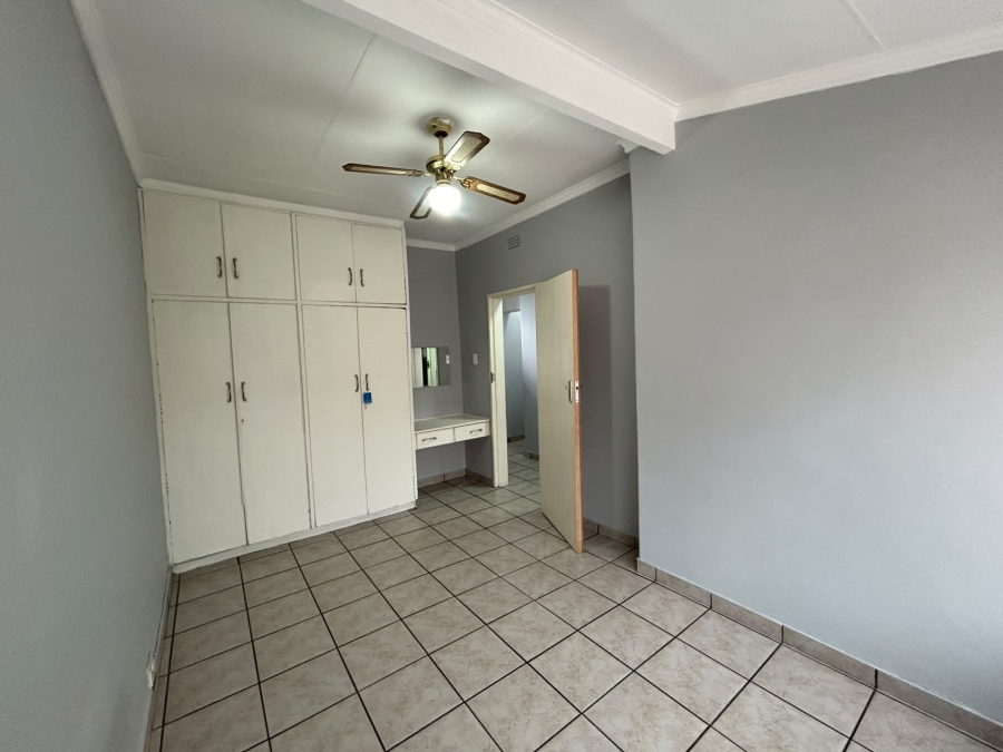 2 Bedroom Property for Sale in Three Rivers Gauteng