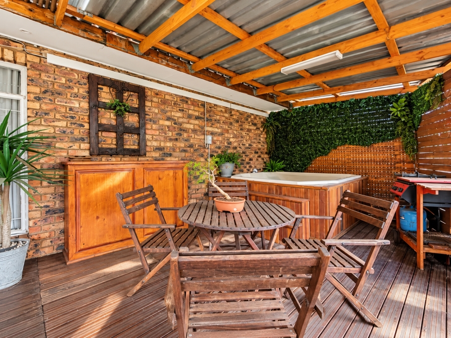 3 Bedroom Property for Sale in Risiville Gauteng
