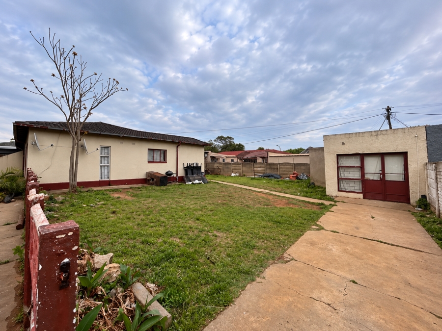 5 Bedroom Property for Sale in Vanderbijlpark CW 3 Gauteng