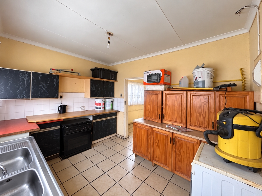 5 Bedroom Property for Sale in Vanderbijlpark CW 3 Gauteng