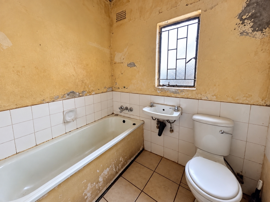 5 Bedroom Property for Sale in Vanderbijlpark CW 3 Gauteng