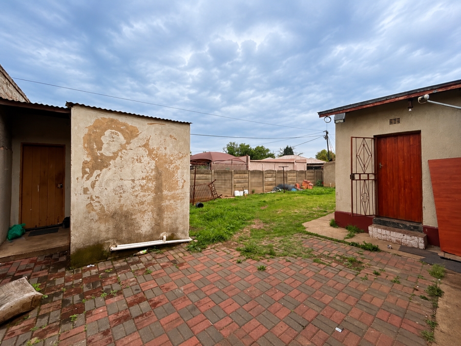 5 Bedroom Property for Sale in Vanderbijlpark CW 3 Gauteng