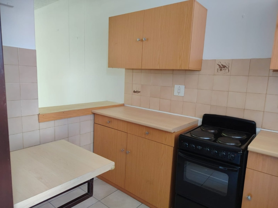 2 Bedroom Property for Sale in Pretoria North Gauteng