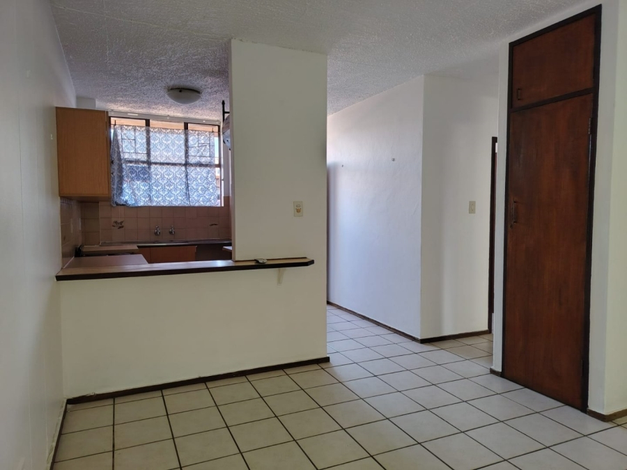 2 Bedroom Property for Sale in Pretoria North Gauteng