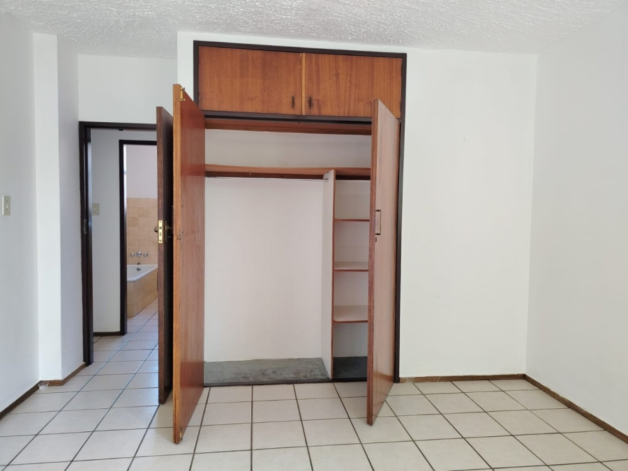 2 Bedroom Property for Sale in Pretoria North Gauteng