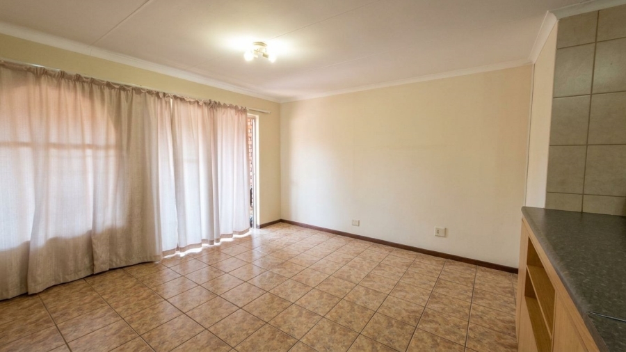 2 Bedroom Property for Sale in Doornpoort Gauteng