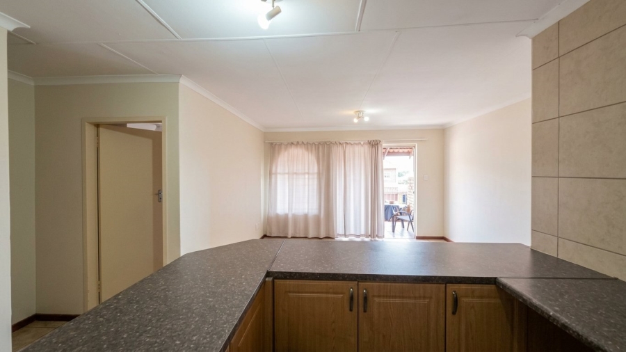 2 Bedroom Property for Sale in Doornpoort Gauteng