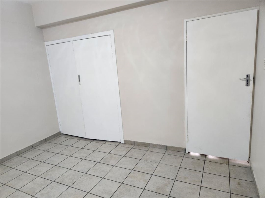 3 Bedroom Property for Sale in Rhodesfield Gauteng