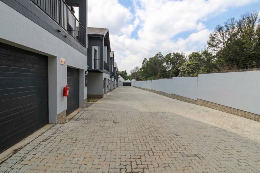 3 Bedroom Property for Sale in Bryanston East Gauteng
