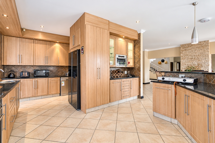 3 Bedroom Property for Sale in Chartwell Gauteng