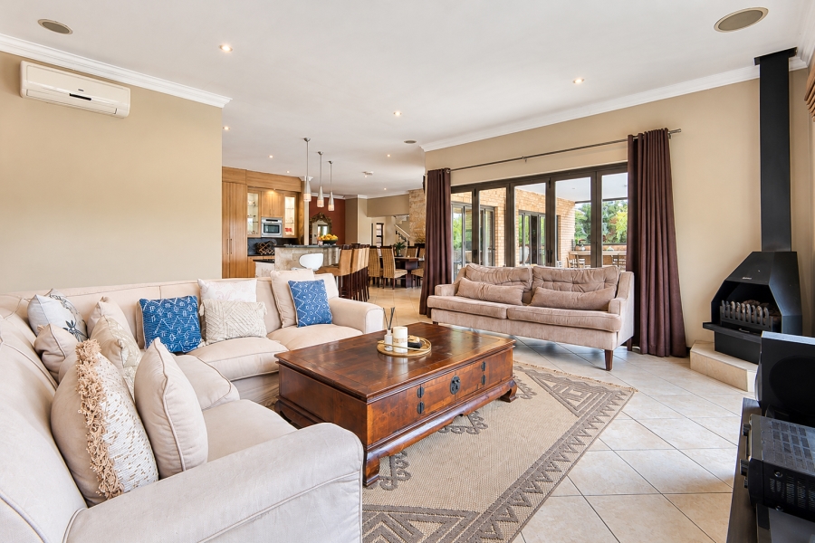 3 Bedroom Property for Sale in Chartwell Gauteng