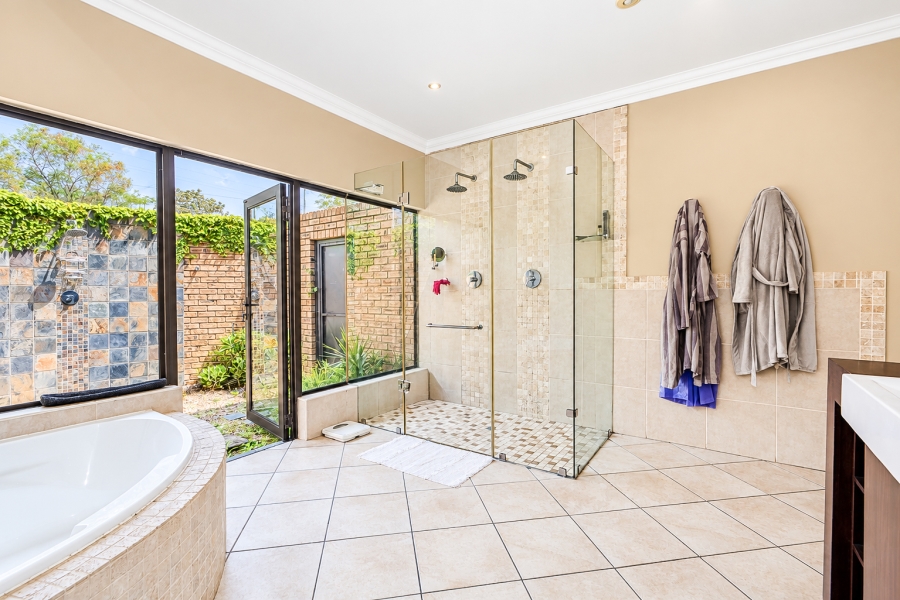 3 Bedroom Property for Sale in Chartwell Gauteng