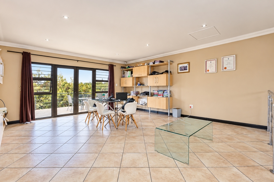 3 Bedroom Property for Sale in Chartwell Gauteng