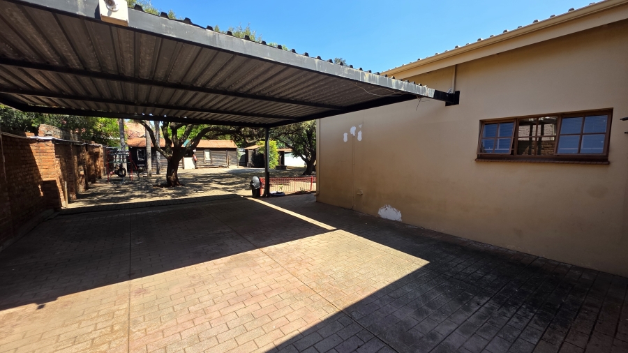 4 Bedroom Property for Sale in Gezina Gauteng