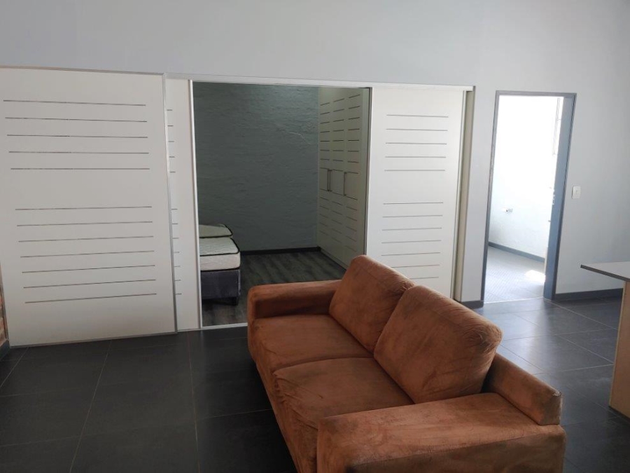 1 Bedroom Property for Sale in Braamfontein Gauteng