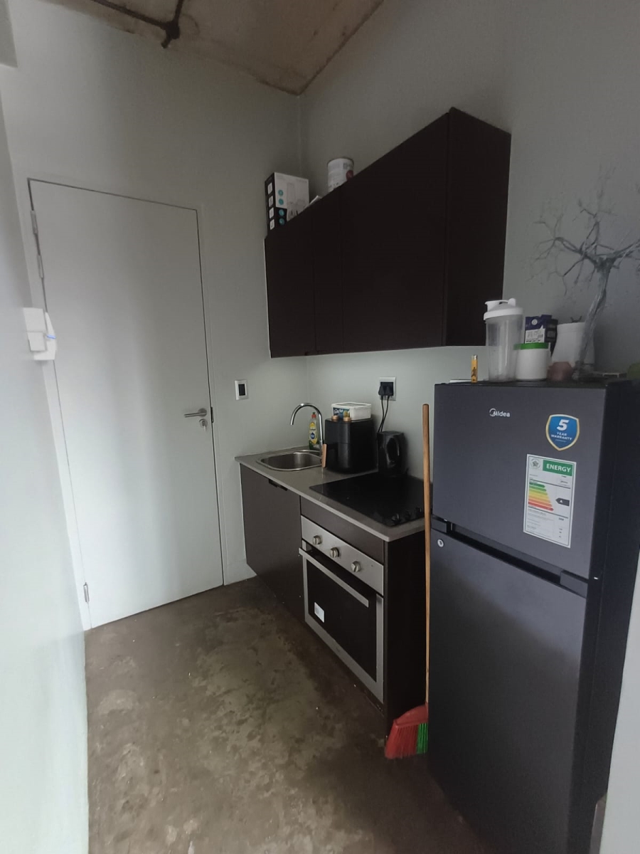 1 Bedroom Property for Sale in New Doornfontein Gauteng