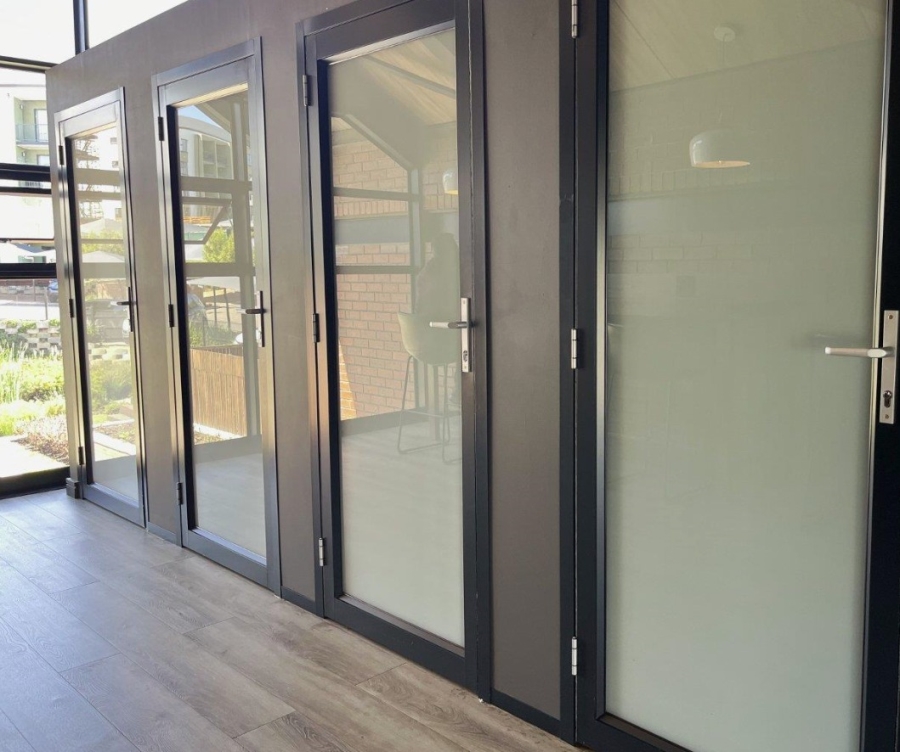 1 Bedroom Property for Sale in Linbro Park Gauteng