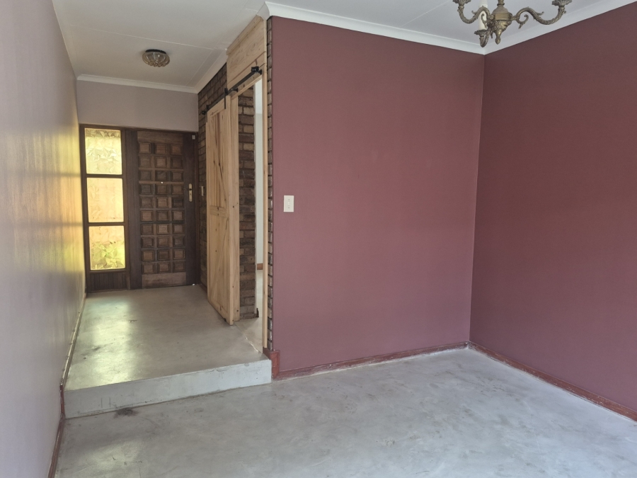 To Let 3 Bedroom Property for Rent in Faerie Glen Gauteng