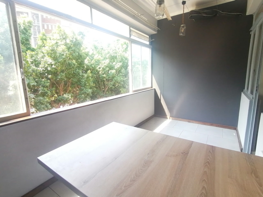 1 Bedroom Property for Sale in Queenswood Gauteng