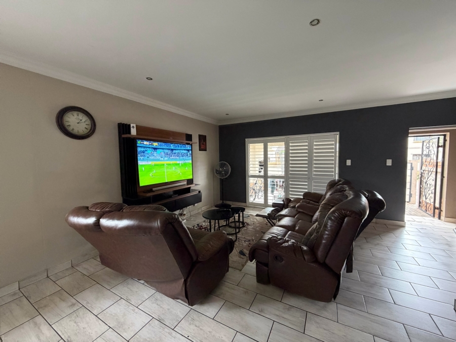 To Let 3 Bedroom Property for Rent in Montana Gauteng