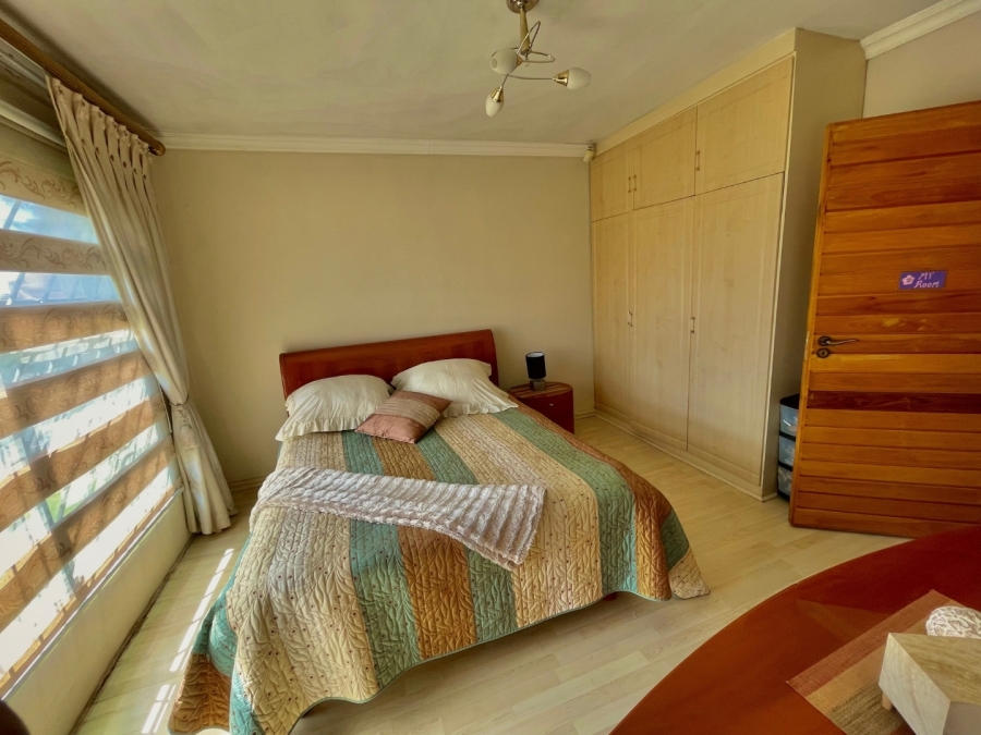 3 Bedroom Property for Sale in Mackenzie Park Gauteng