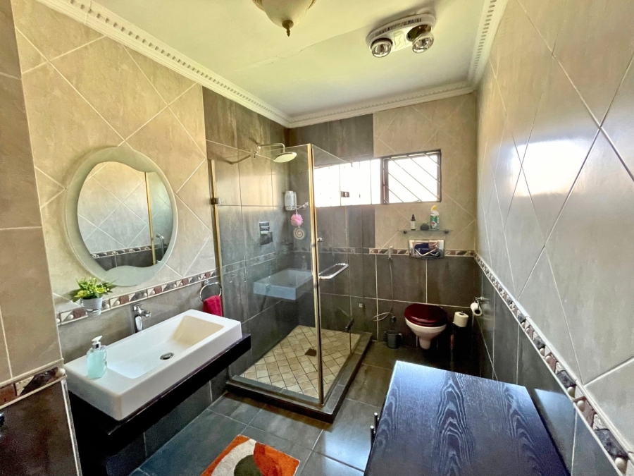 3 Bedroom Property for Sale in Mackenzie Park Gauteng