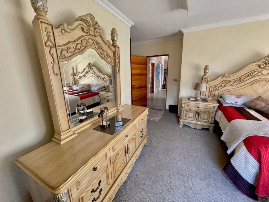 3 Bedroom Property for Sale in Mackenzie Park Gauteng