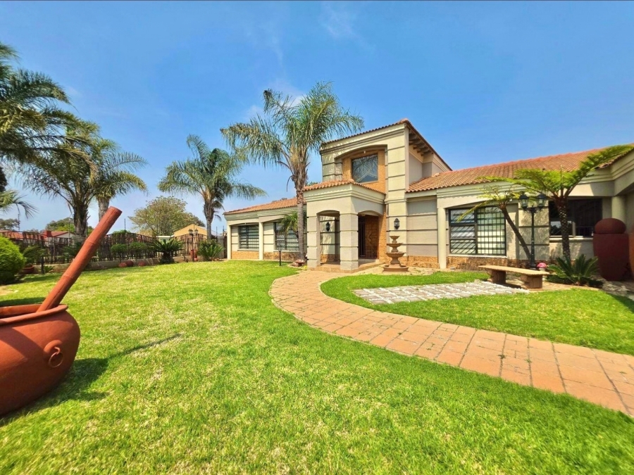 3 Bedroom Property for Sale in Mackenzie Park Gauteng
