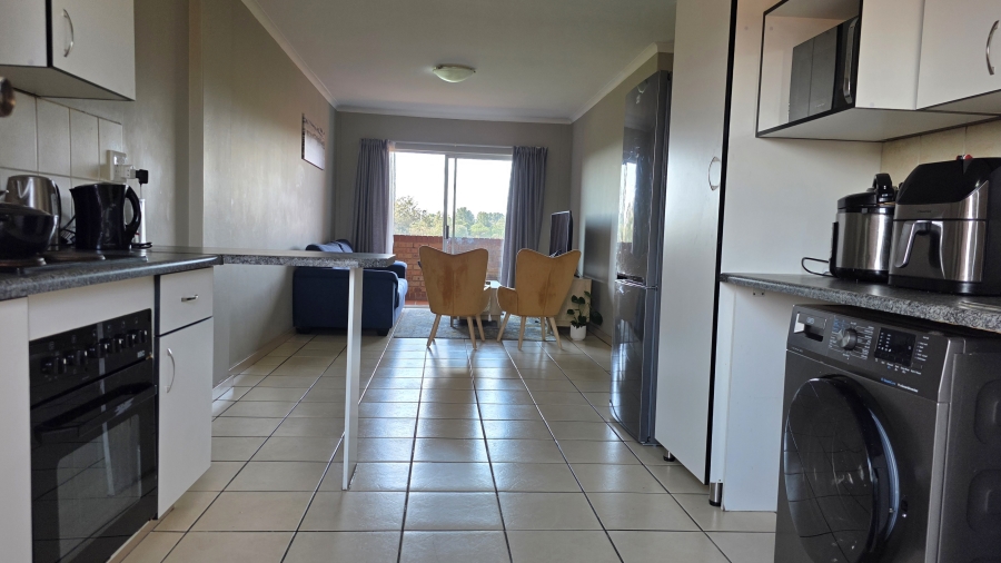 2 Bedroom Property for Sale in Zwartkop Gauteng