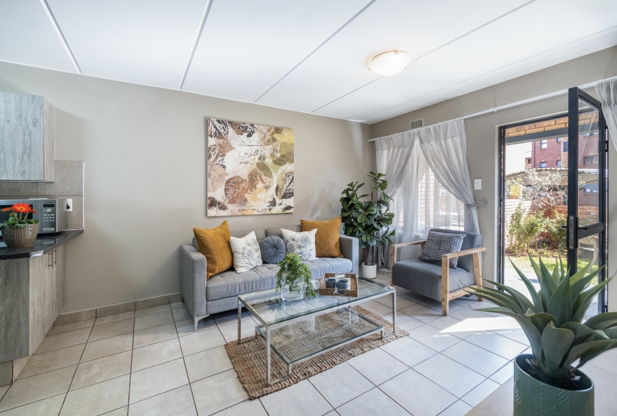 To Let 2 Bedroom Property for Rent in La Montagne Gauteng