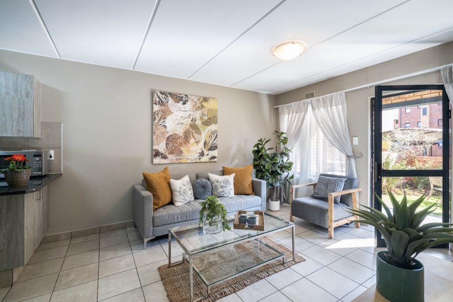 To Let 2 Bedroom Property for Rent in La Montagne Gauteng