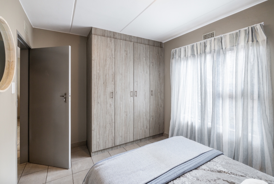 To Let 2 Bedroom Property for Rent in La Montagne Gauteng