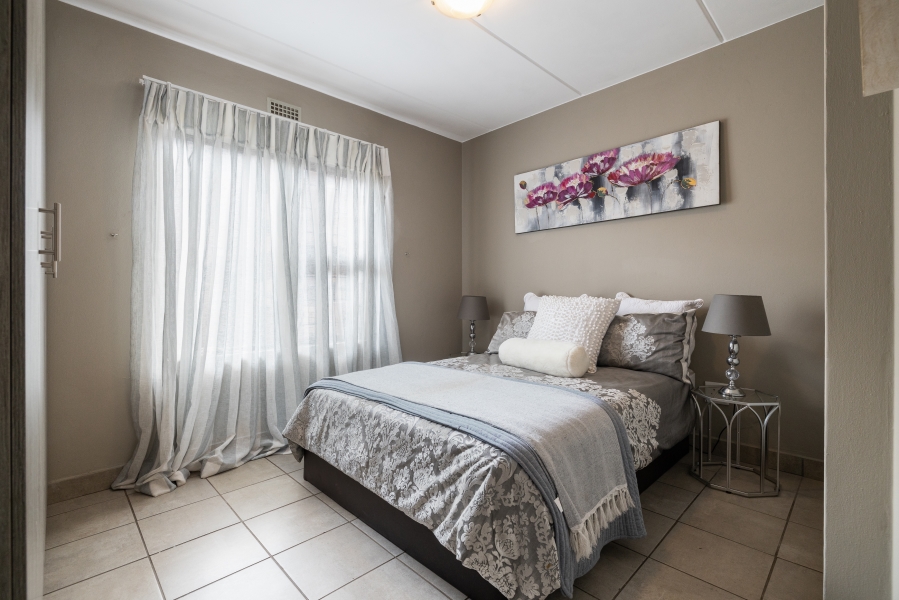To Let 2 Bedroom Property for Rent in La Montagne Gauteng