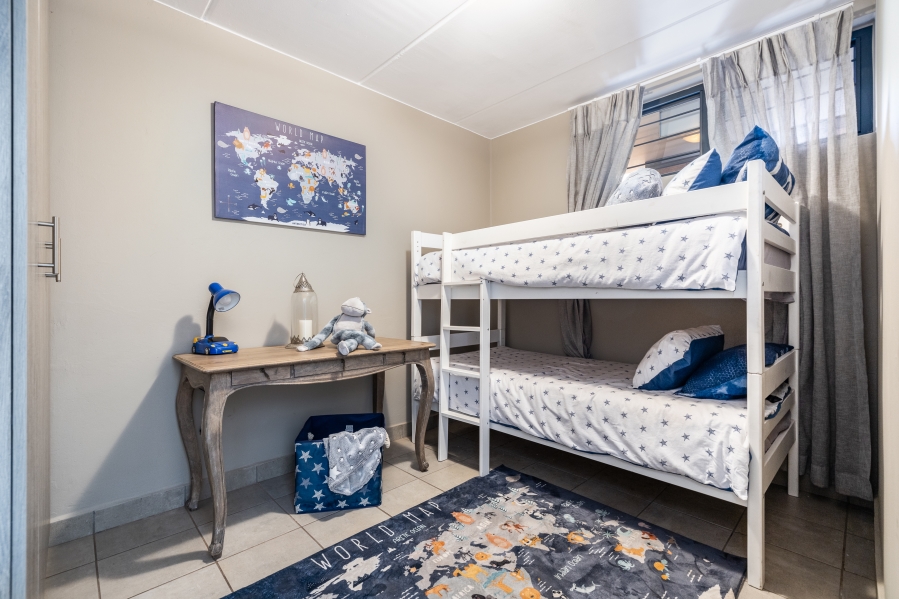 To Let 2 Bedroom Property for Rent in La Montagne Gauteng
