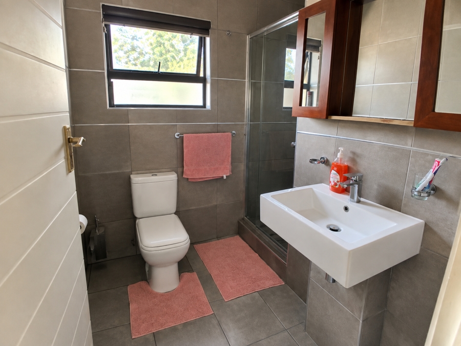 2 Bedroom Property for Sale in Three Rivers Gauteng