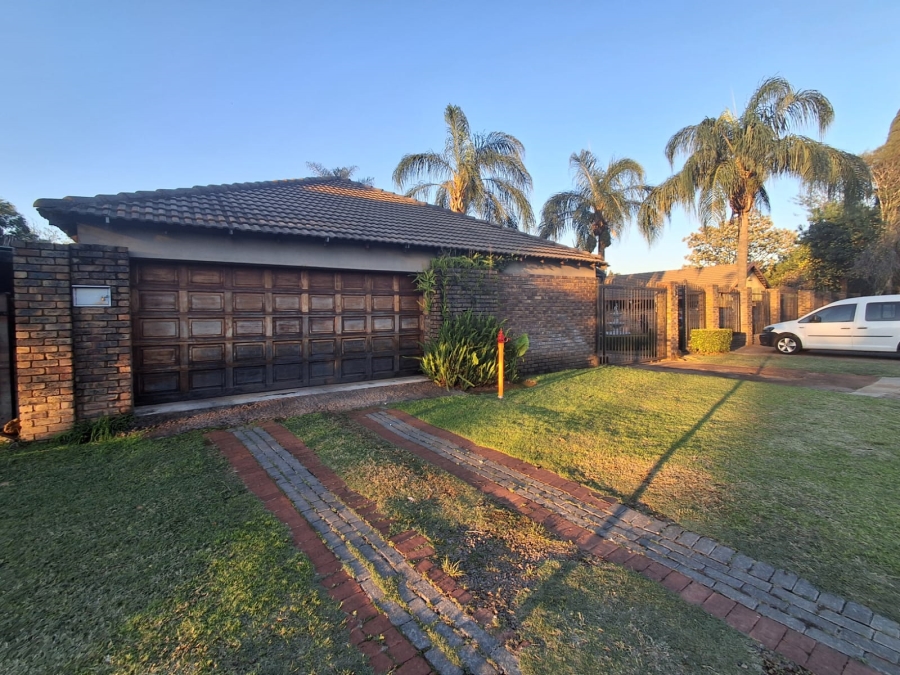 4 Bedroom Property for Sale in East Lynne Gauteng
