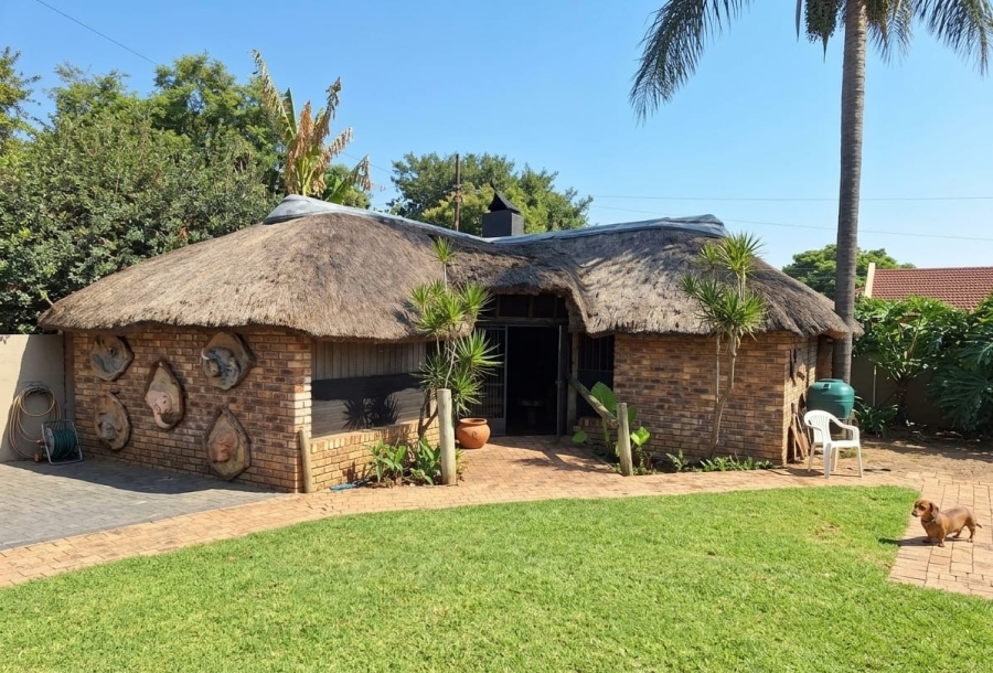 4 Bedroom Property for Sale in East Lynne Gauteng