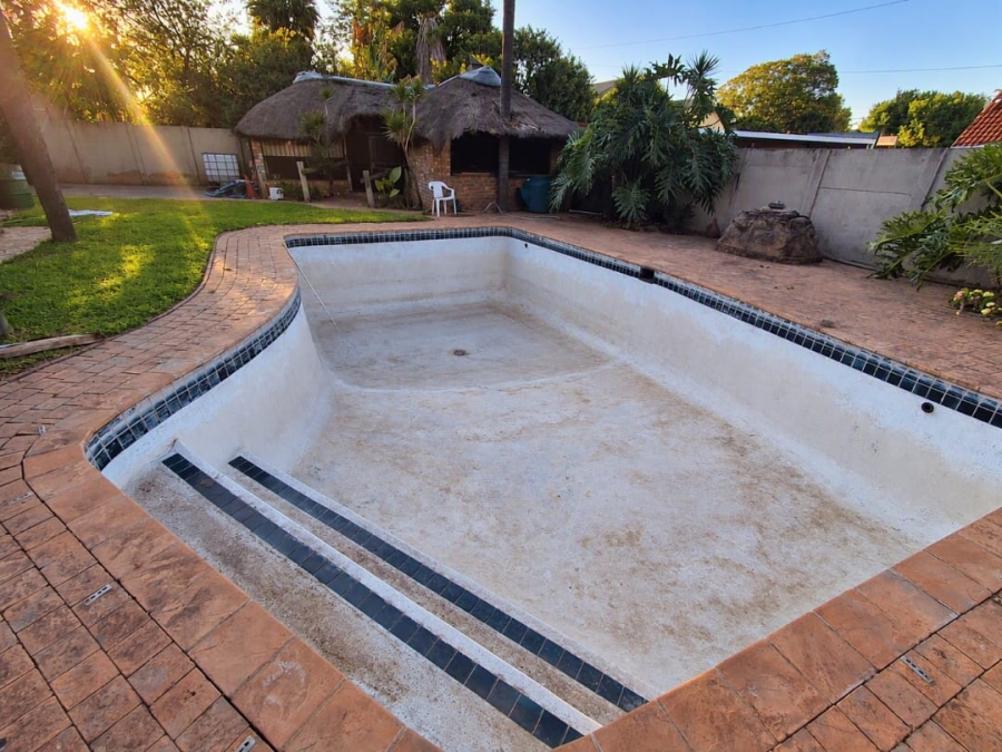 4 Bedroom Property for Sale in East Lynne Gauteng