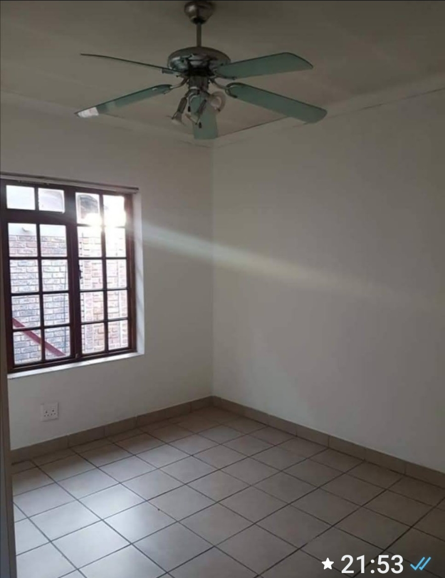 4 Bedroom Property for Sale in East Lynne Gauteng