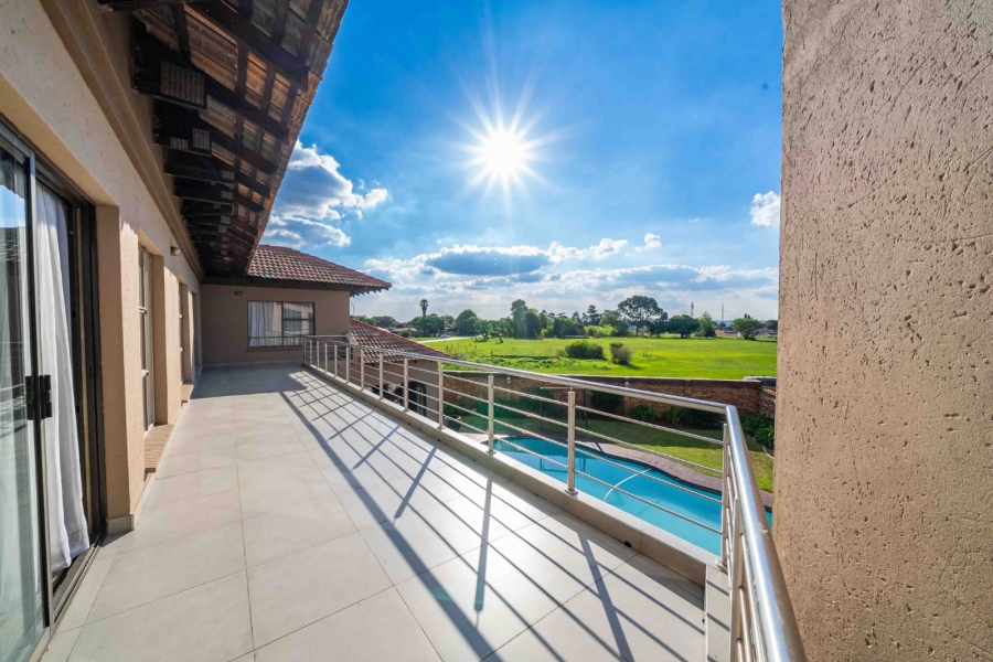 4 Bedroom Property for Sale in Sunair Park Gauteng
